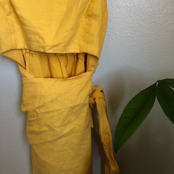 F21 Yellow Cut Out Dress - Picture 9 of 11